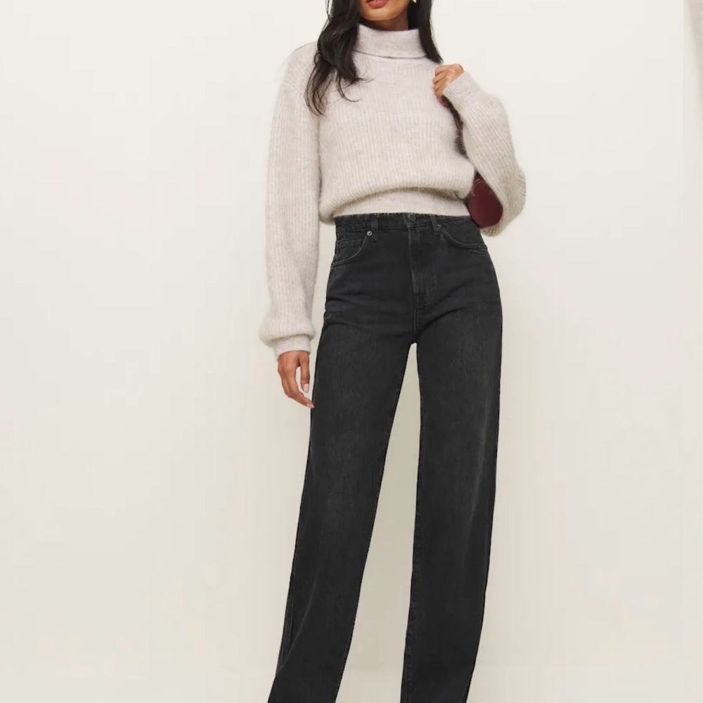 Reformation Val 90s Mid Rise Straight - Picture 2 of 4